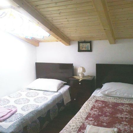 Apartment Anetica Cres Bagian luar foto